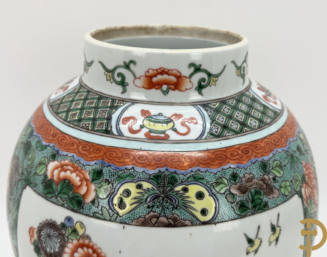 Chinese porseleinen dekselvaas met bloemen- en vogeldecor