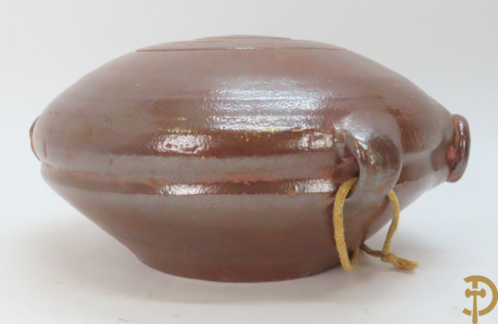 Langerwehe steengoed kruik + twee steengoed veldkruiken +Keulse dekselkan + bronzen mortier met stamper