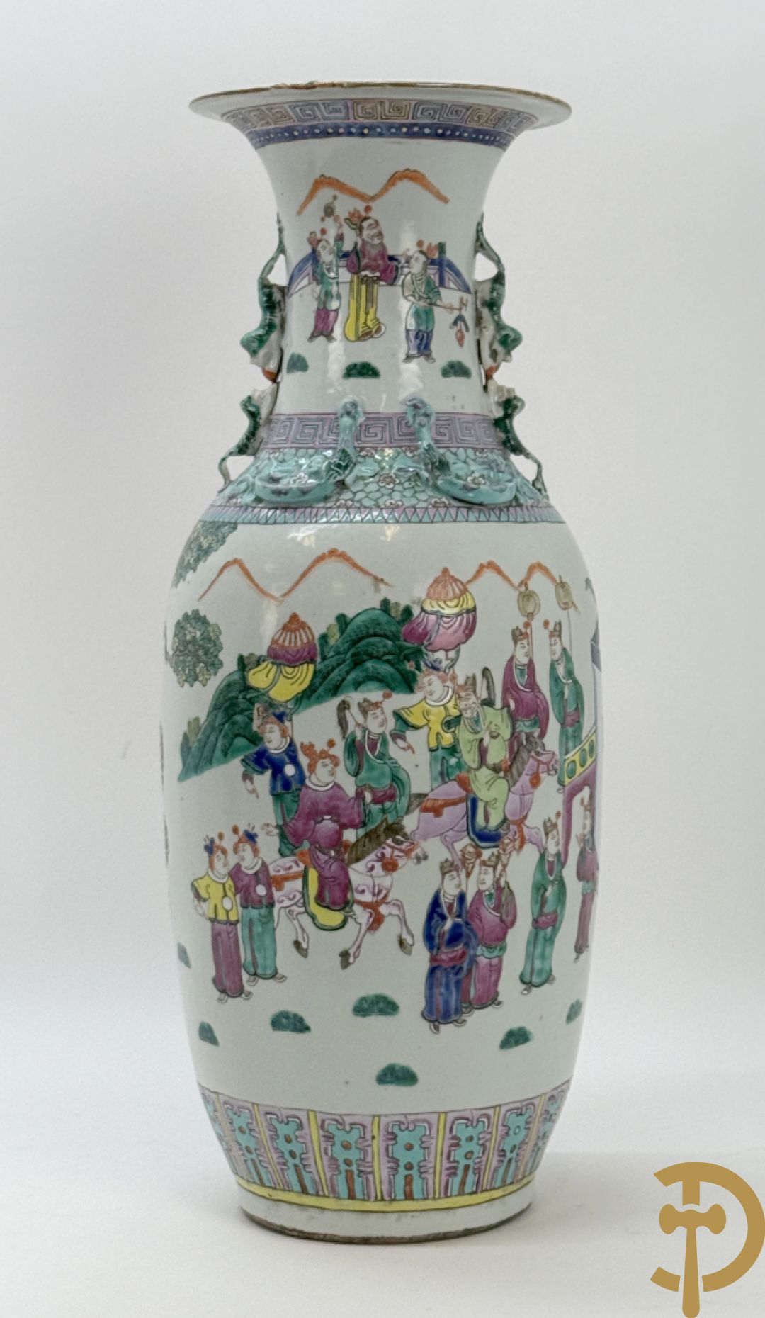 Chinese porseleinen vaas met dubbel decor van geanimeerd interieurzicht en mannen op paarden