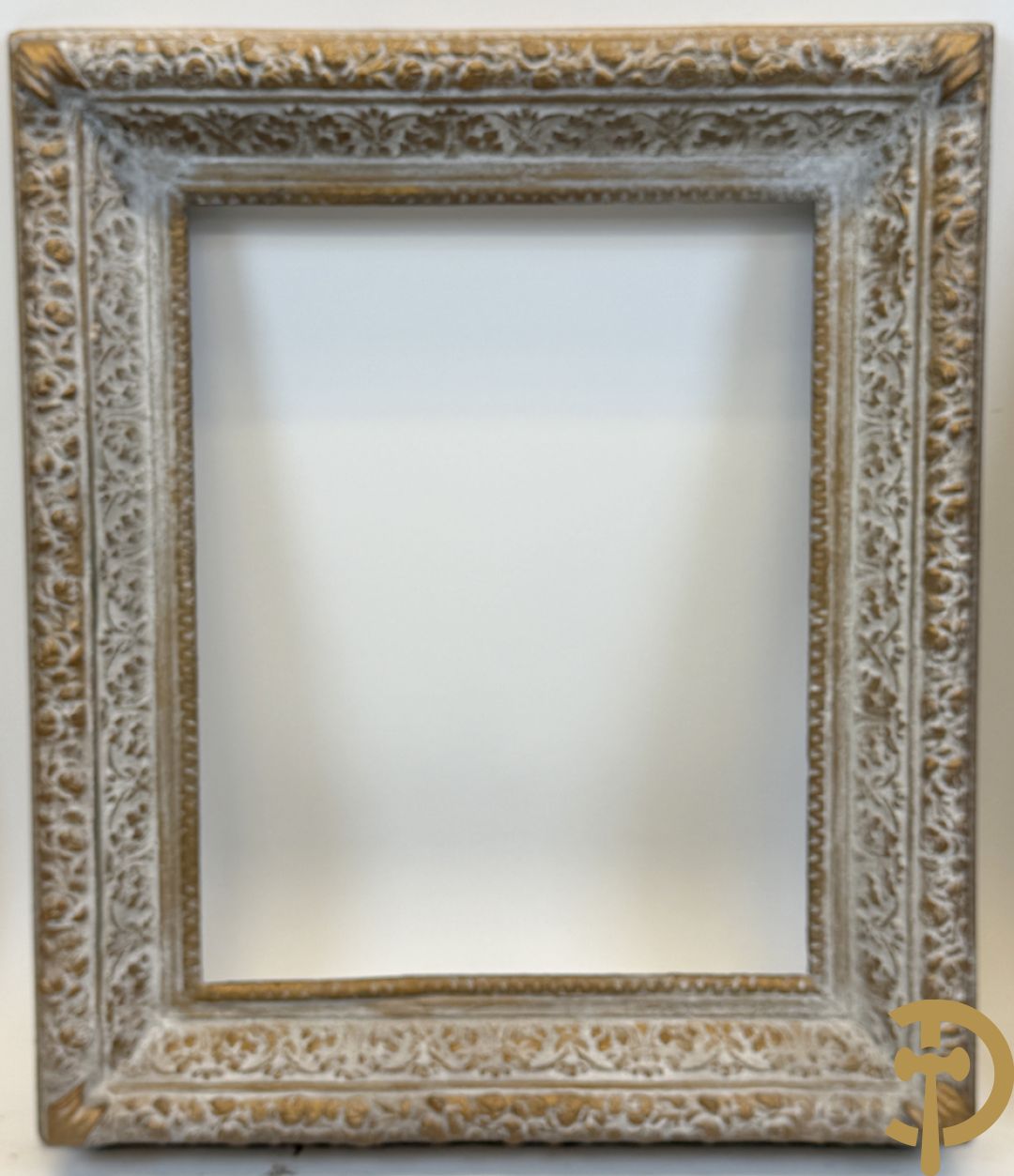 Oude vergulde lijsten Louis XVI stijl, deels met moulures