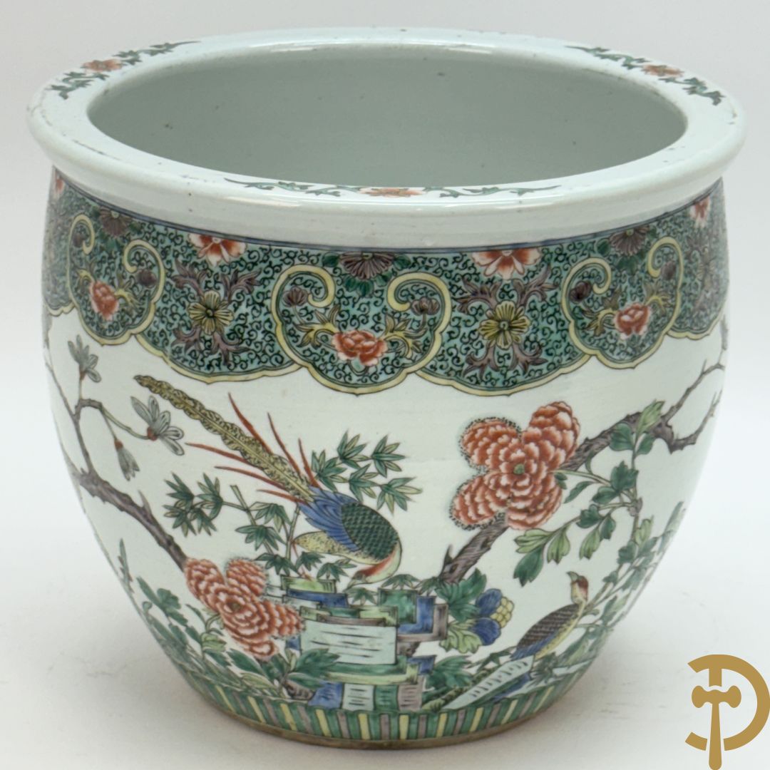 Chinese porseleinen cacheot met bloemen en vogeldecor