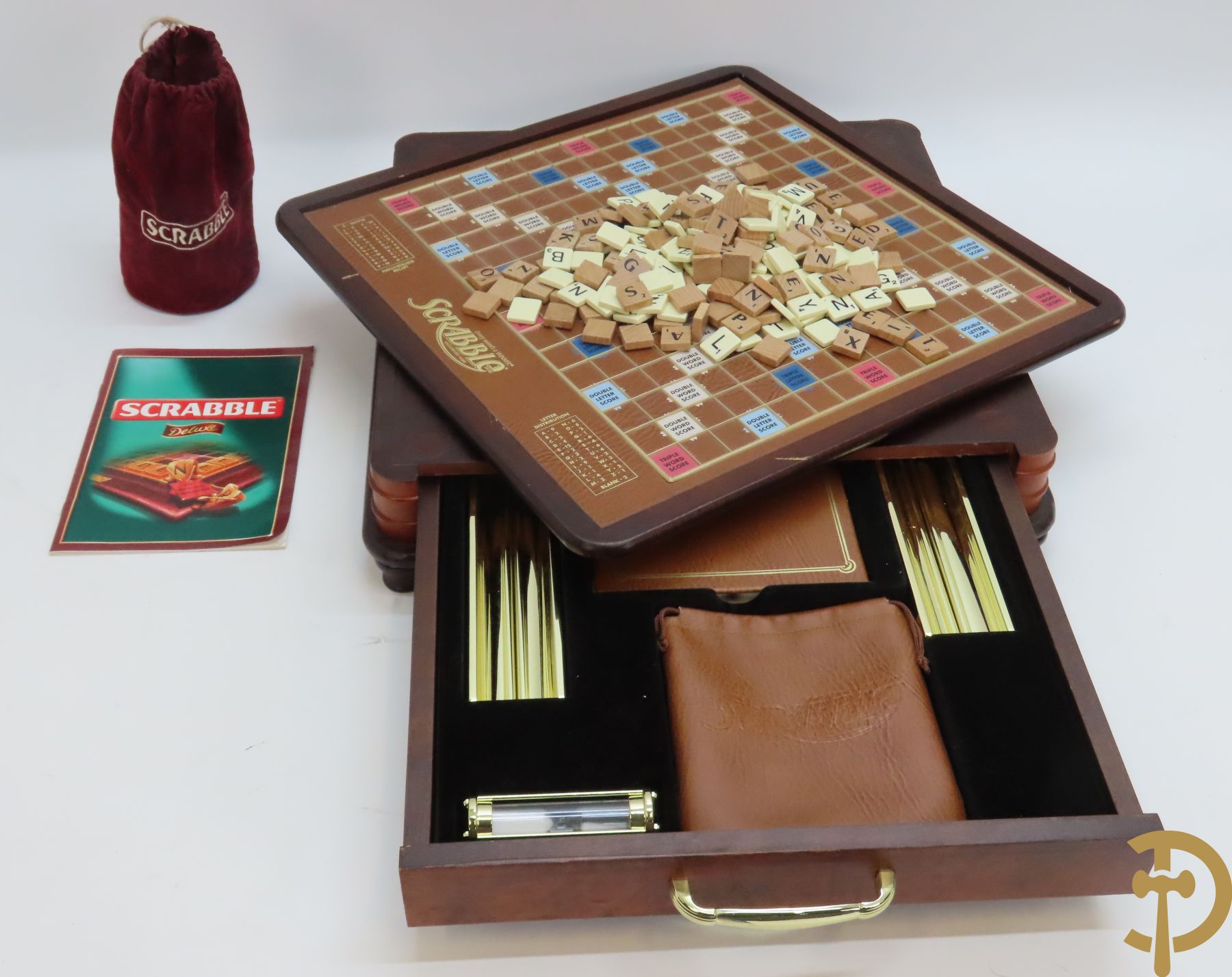 Luxe Scrabble bord met houtafwerking