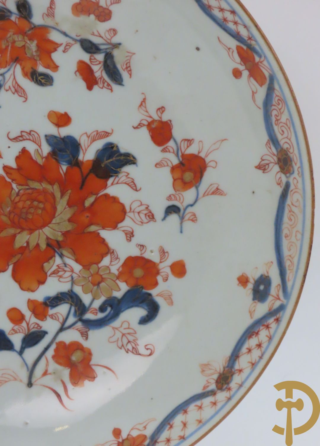 Paar Imari borden + 1 ander Imari bord + 2 Imari coupjes + Imari schoteltje