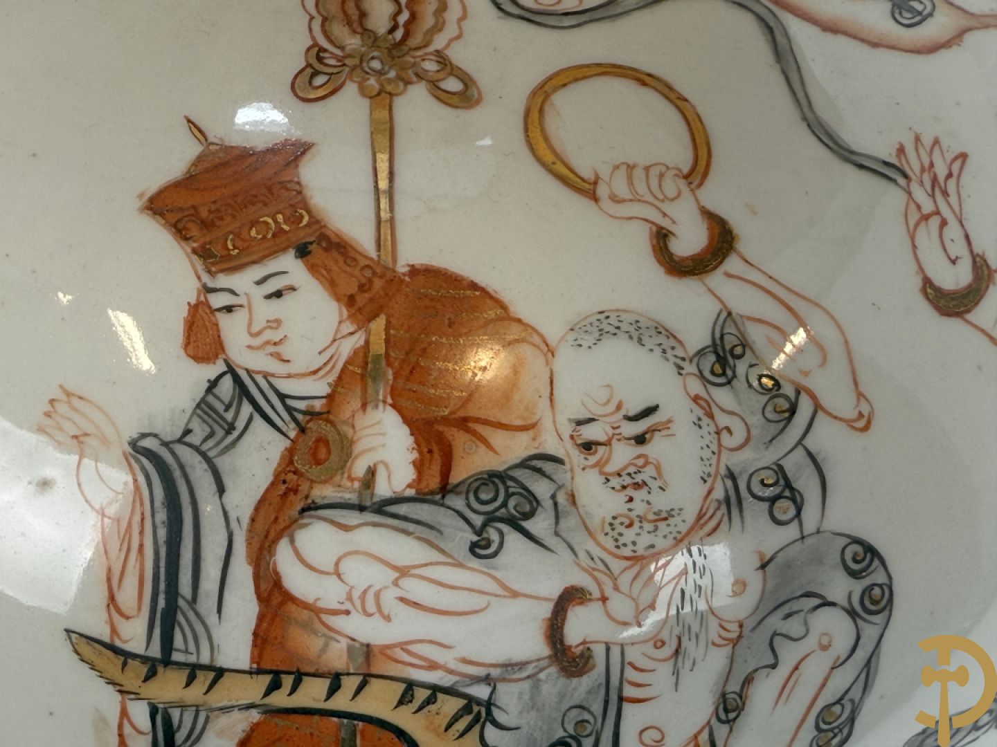 Chinese porseleinen vaas met handbeschilderde geanimeerde taferelen - als lampadaire omgebouwd