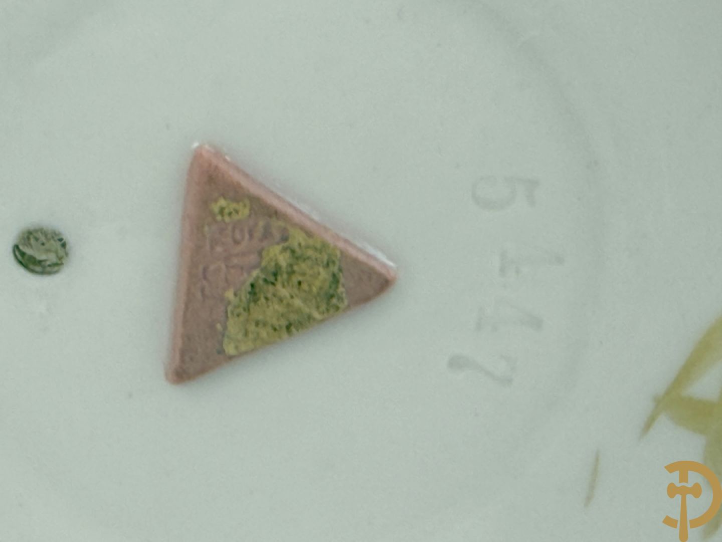 Paar Royal Dux vazen met guirlandes, Louis XVI stijl , nummer 5447