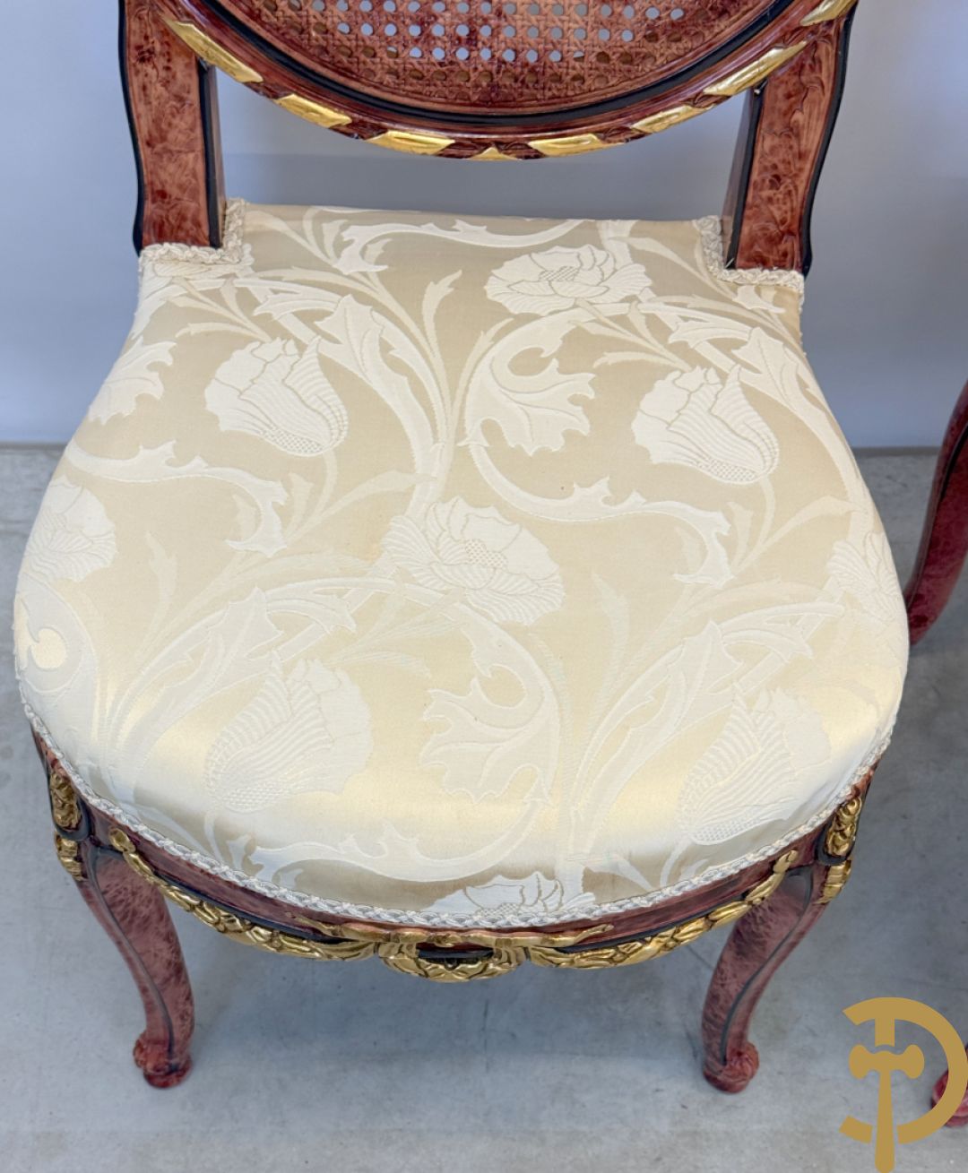 Set van 4 ovale medaillonstoelen in marbré effect met Louis XVI strik