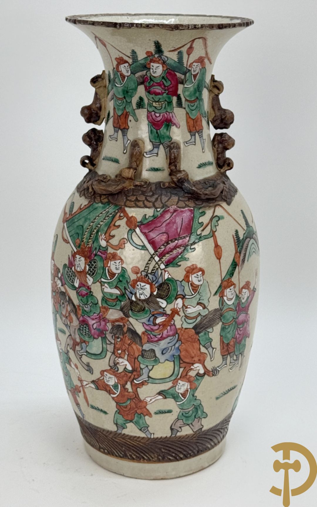 Paar Chinese Nankin vazen met krijgerdecor