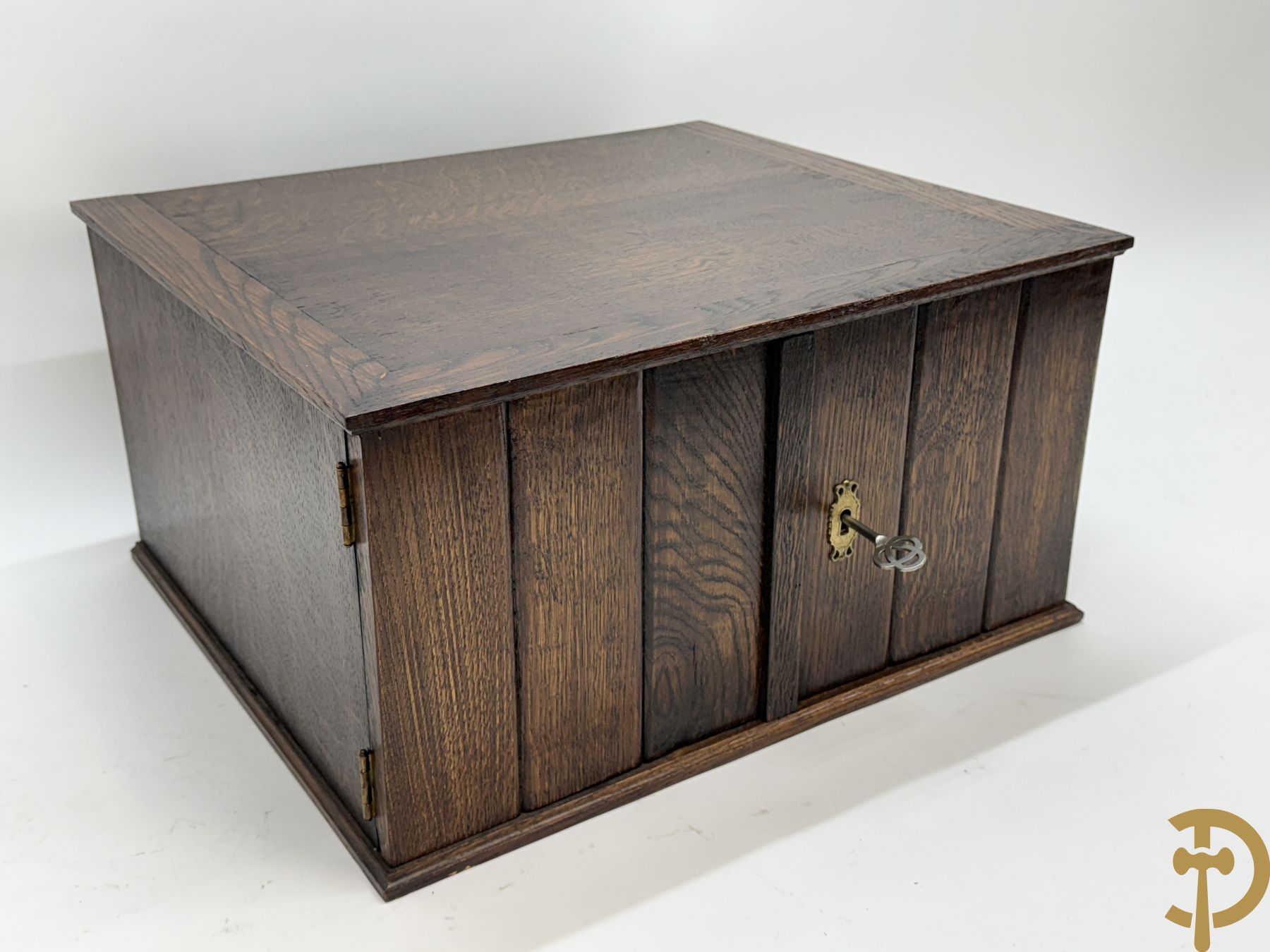 Verzilverd bestek (7 reeksen van 12 + grote stukken) in koffer, gemerkt Cornet