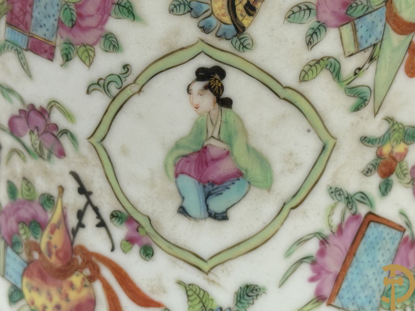 Paar Chinese porseleinen Kanton vazen