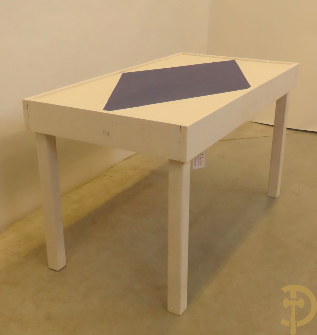 Dheedene Stefaan (van) Tafel : Reconstruction (An occasion for mistake) III, 2006 - 2007 div. + posters
Ed. 3 + I A.P. / # 1/3