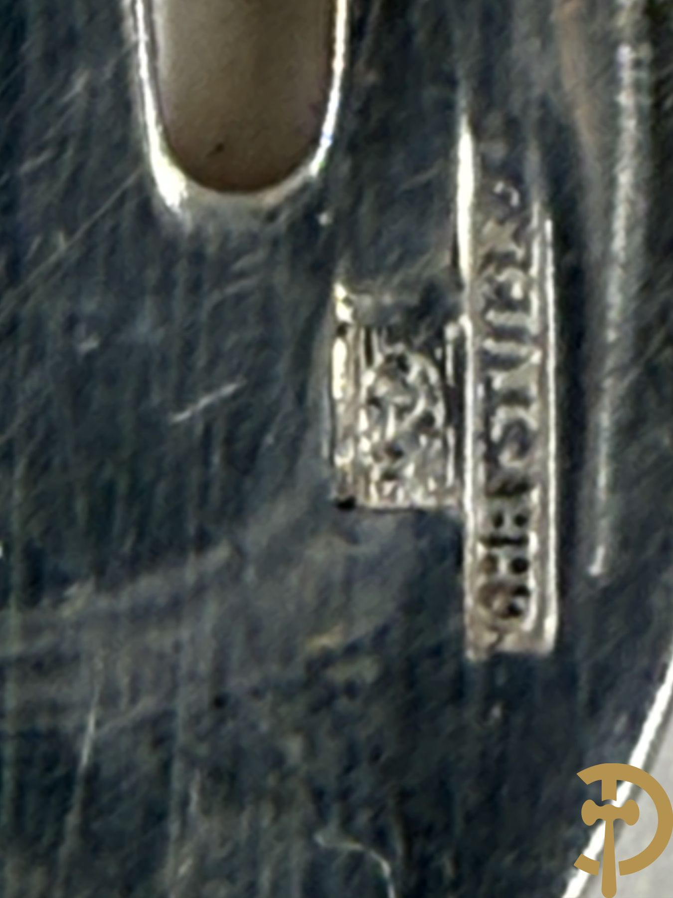 Verzilverd bestek Christoffle, model Marly bestaande uit 12 messen, 12 vorken, 12 lepels, 12 dessertvorken en 12 dessertlepels, 6 visvorken en 6 vismessen, 9 koffielepels en pollepel in schrijn