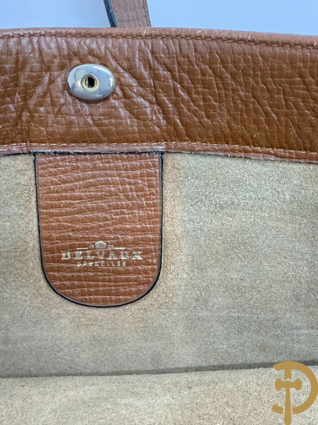 Bruine en zwart lederen handtas Delvaux + boek van Delvaux met documentatie