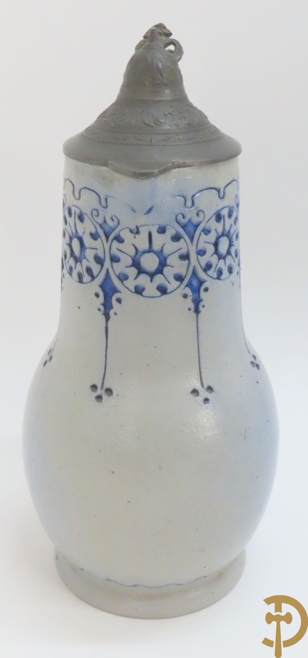 Langerwehe steengoed kruik + twee steengoed veldkruiken +Keulse dekselkan + bronzen mortier met stamper