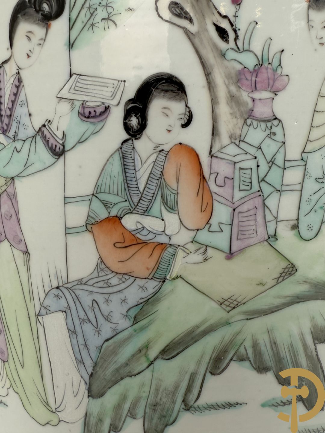 Chinese porseleinen vaas met decor van geisha