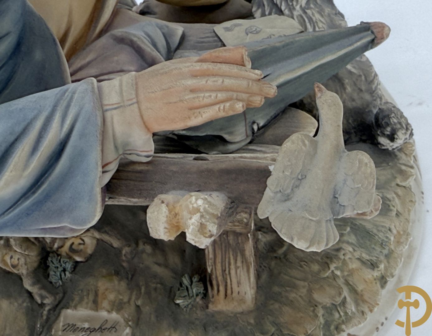 Zes porseleinen groepen Capo di Monte : Paarden met koets, oude man op bank, dame met kinderen, cupido