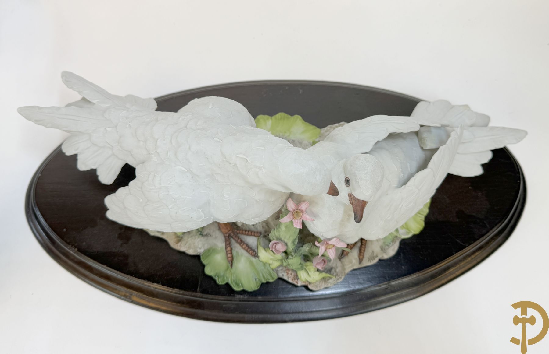 Vier Spaanse gekleurde biscuits met kinderen, Zaphir gemerkt + Italiaanse biscuits met cupido