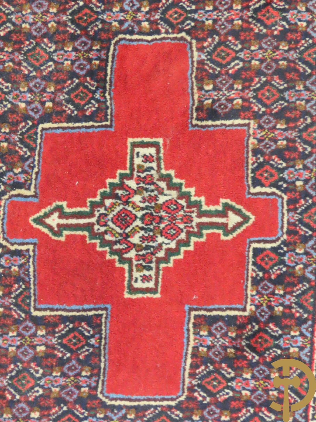 Vijf oosterse handgeknoopte tapijten