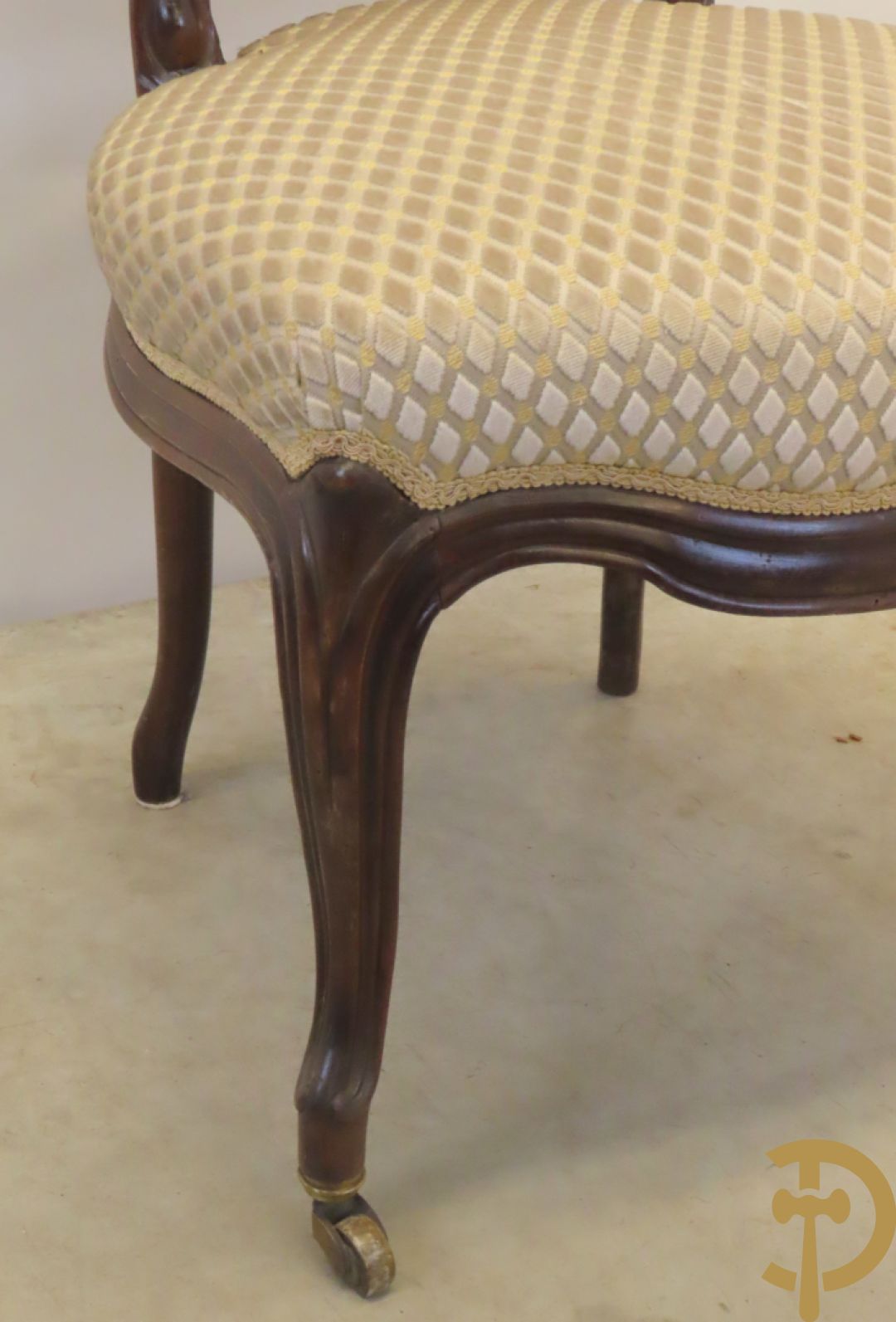 Louis Philippe salonensemble bestaande uit canapé, 2 armzetels en 2 stoelen