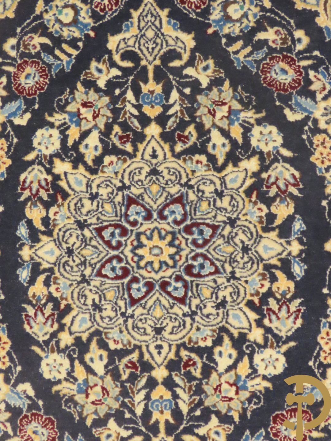 Twee oosterse handgeknoopte tapijten Nain