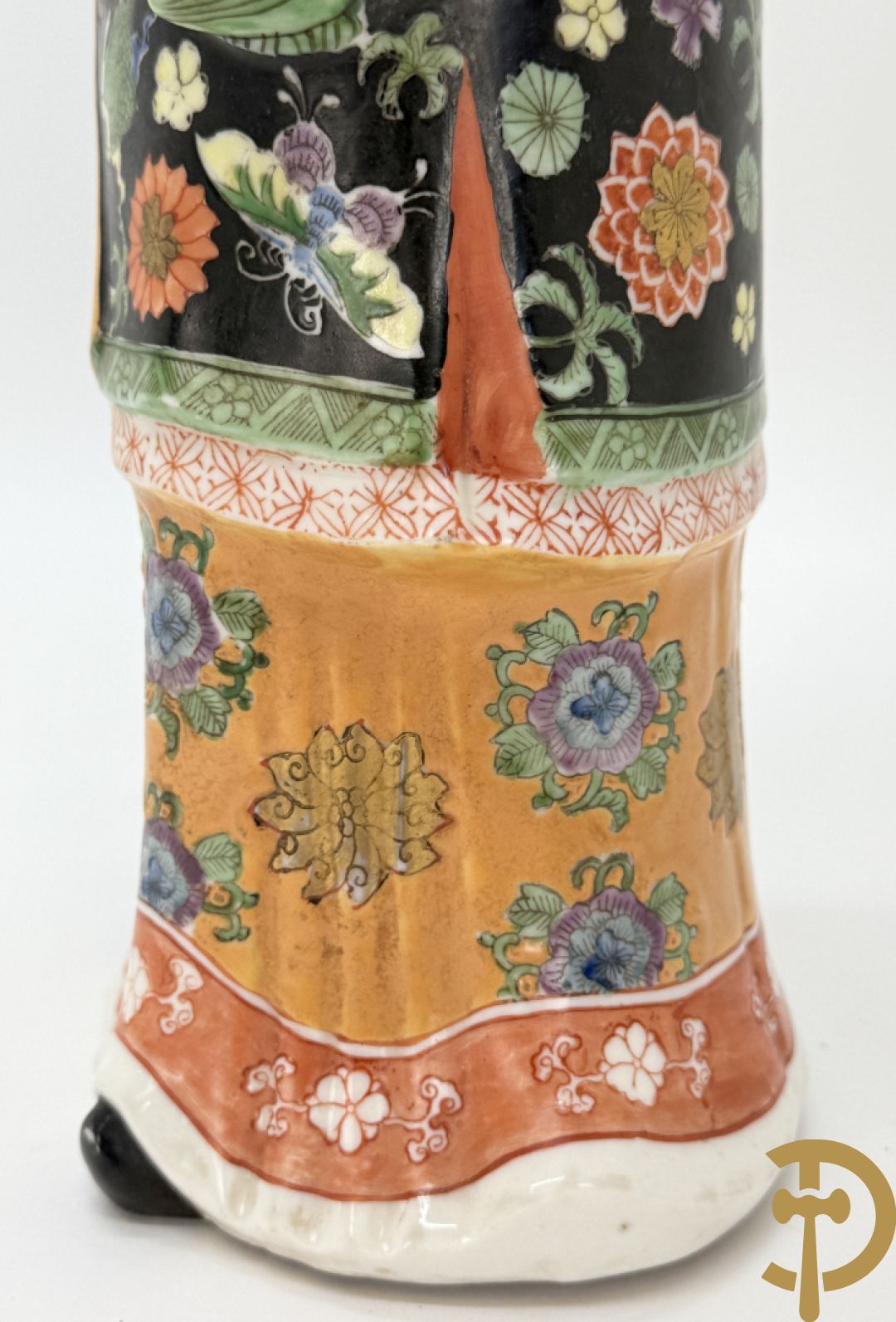 Porseleinen handbeschilderde geisha