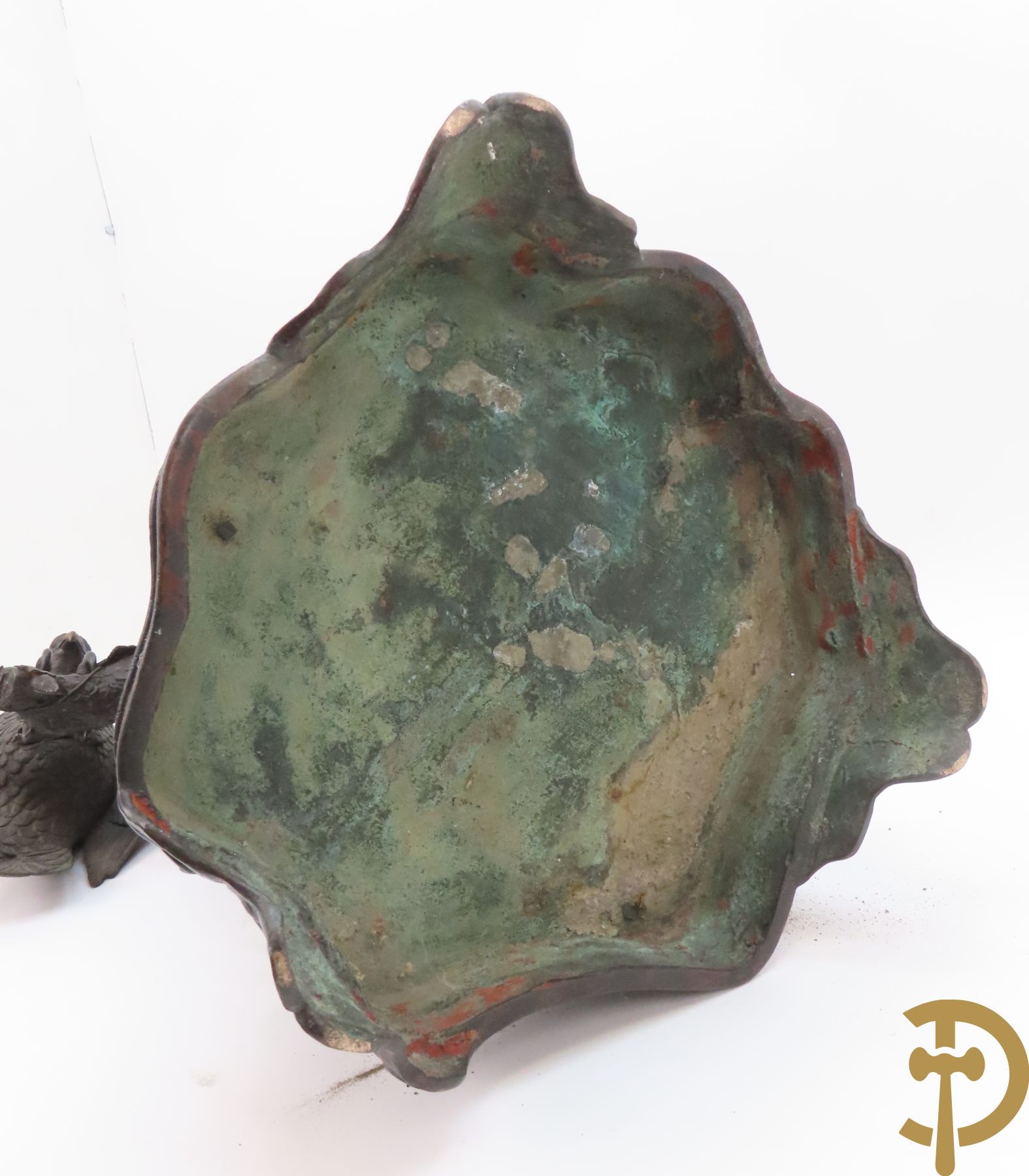 Bronzen ornament van boomstronk met takken en adelaar