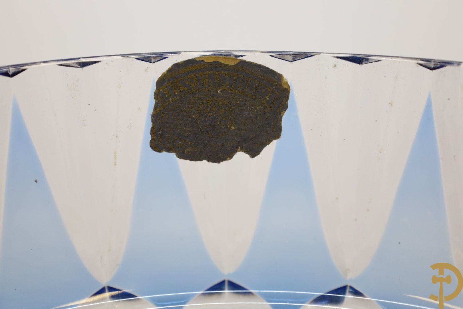 Blauwe Val-Saint-Lambert coupe - Hoogte 8 cm. - Diameter 24 cm.