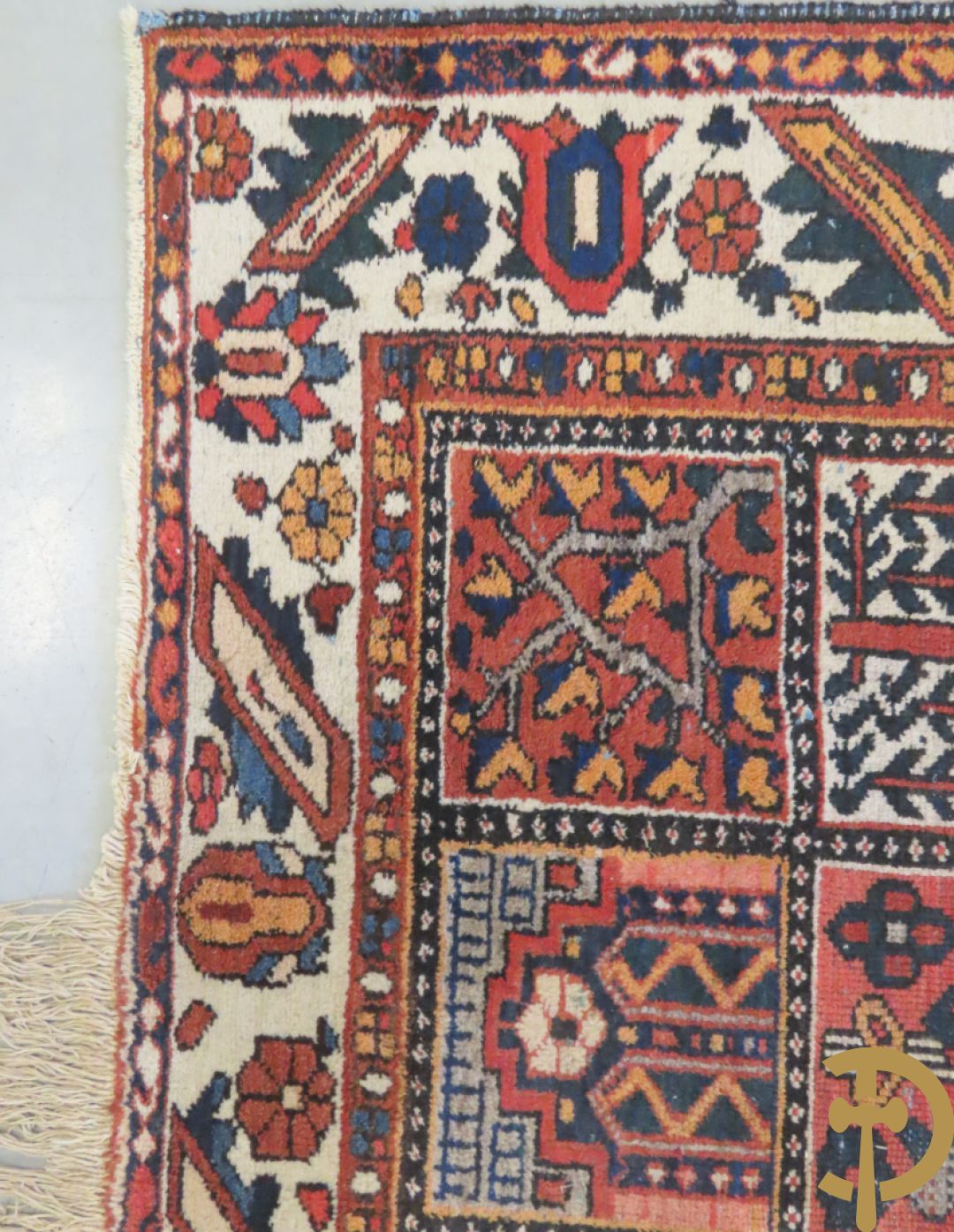 Oosters handgeknoopt tapijt met patronen + Oosterse handgeknoopte loper + kamelenmat