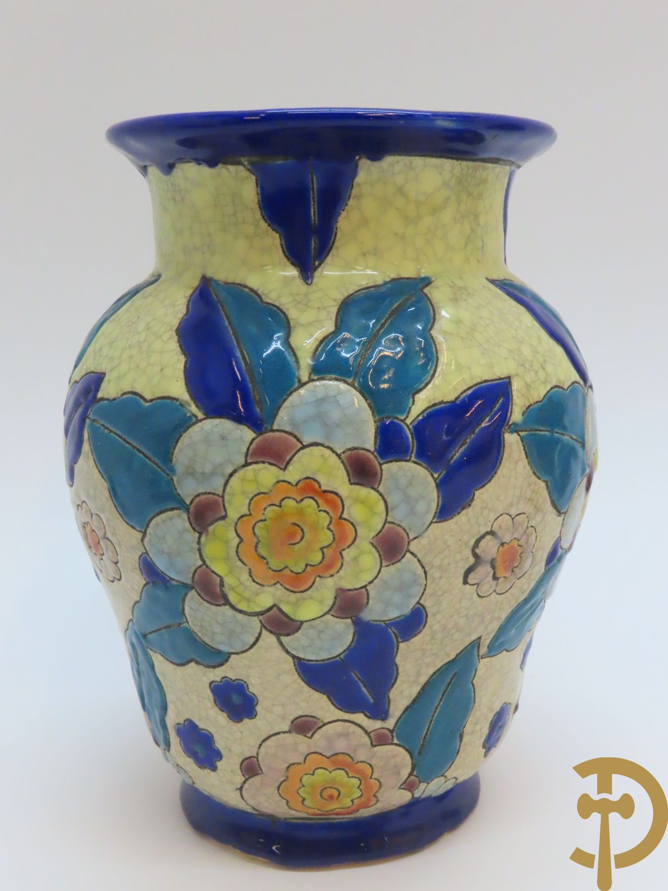 Boch Keramis vaas met bloemen, decor 2765 + Boch Keramis vaas, decor 2542