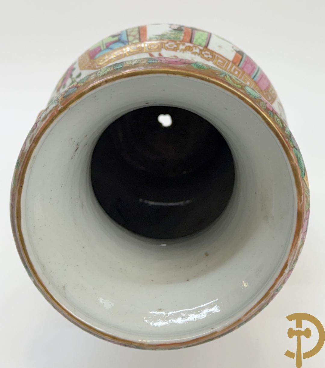 Paar Chinese porseleinen Kanton vazen