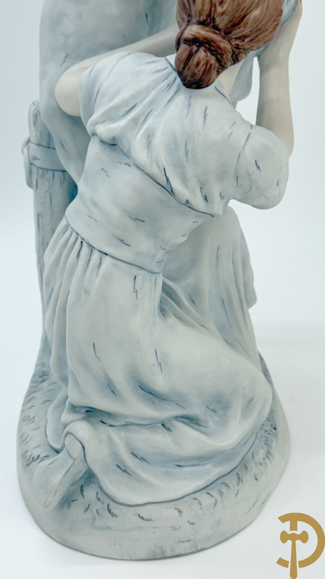 Royal Dux beeld van smid met vrouw en kind, nummer 11559