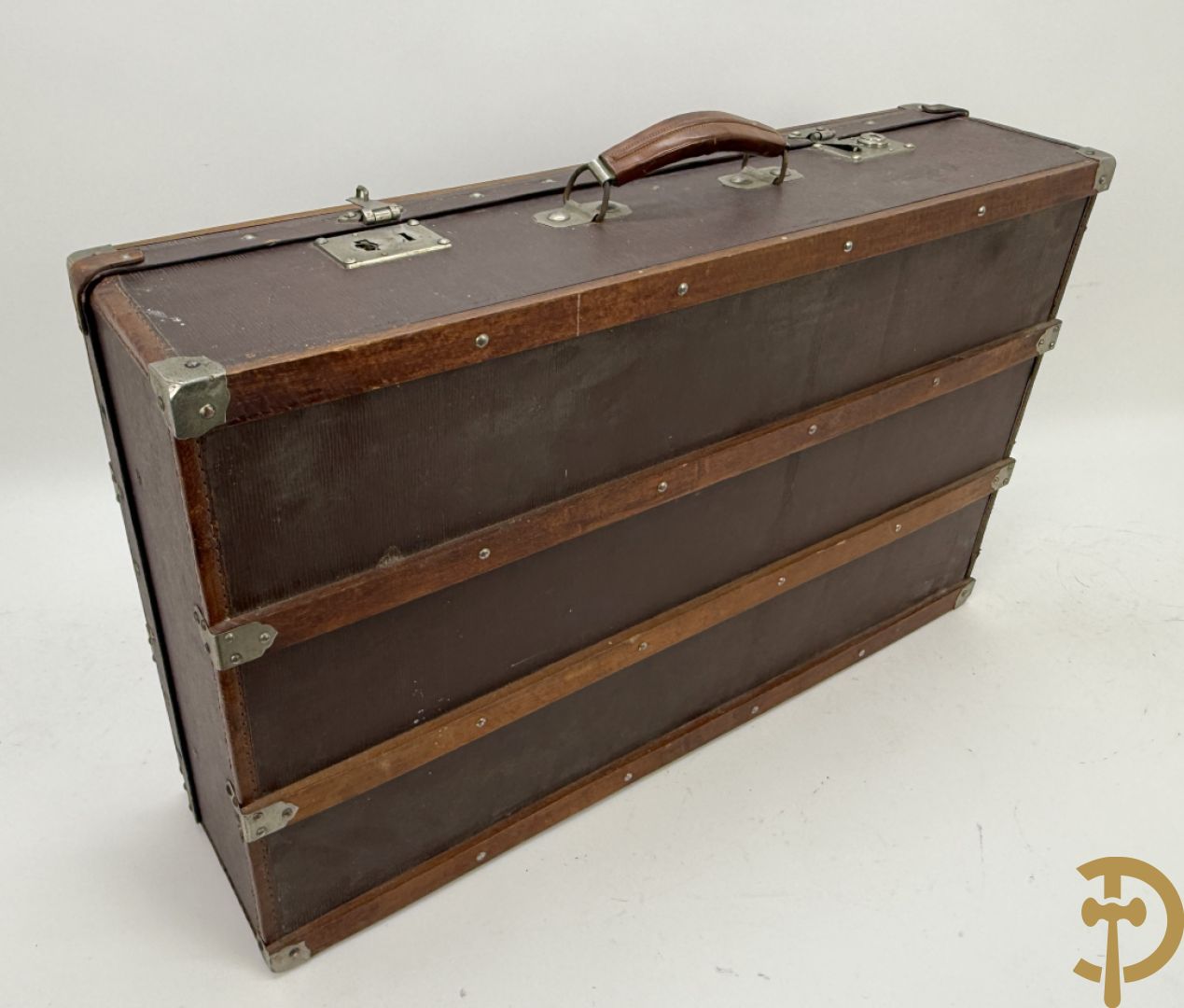 Japans uniform Dareifuku met kepie, epauletten, pluim en bijhorende foto