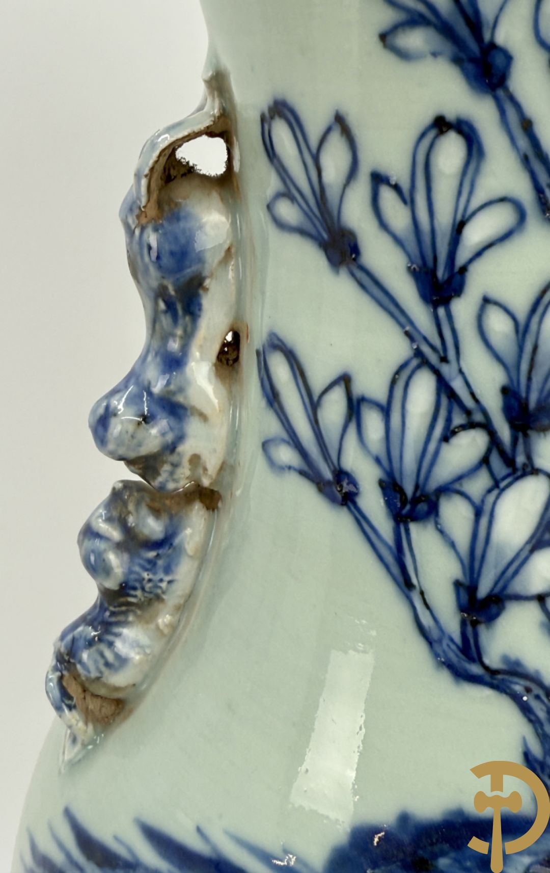 Chinese porseleinen blauw/wit vaas met bloemen en vogeldecor