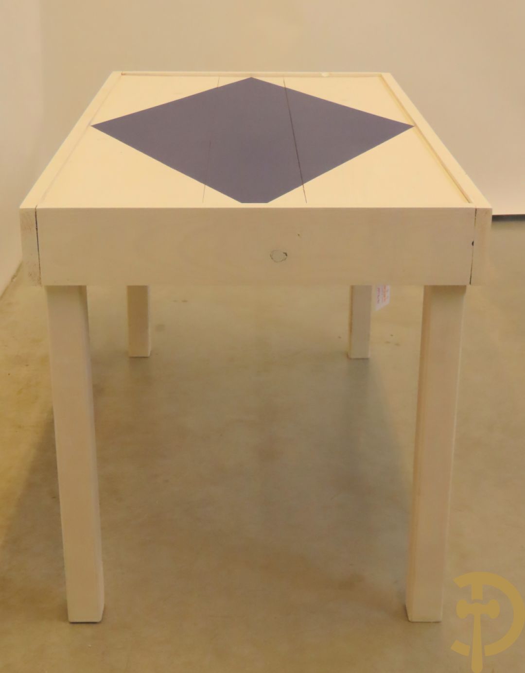 Dheedene Stefaan (van) Tafel : Reconstruction (An occasion for mistake) III, 2006 - 2007 div. + posters
Ed. 3 + I A.P. / # 1/3