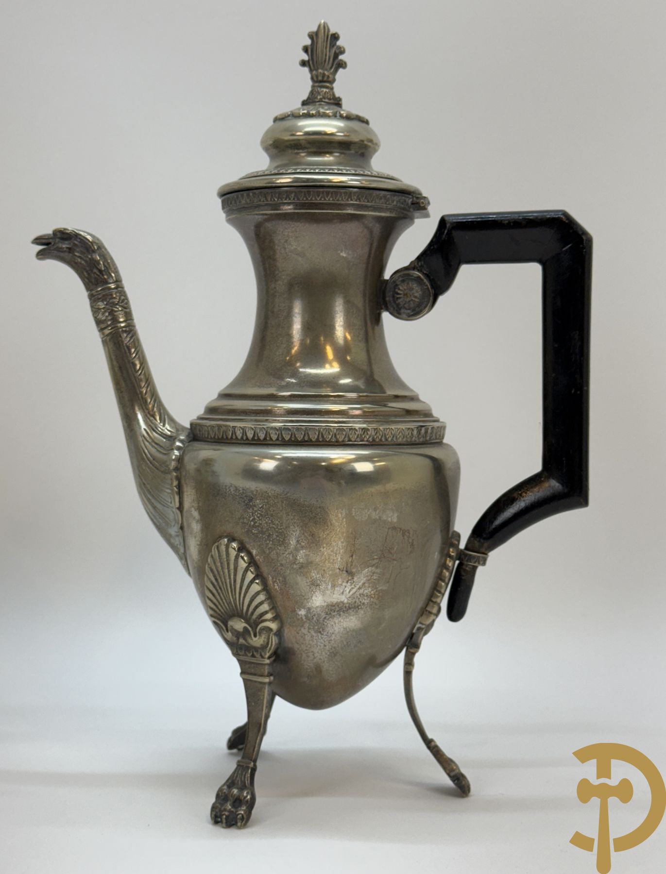 Verzilverd koffie en theestel op plateau, Metal Blanc getekend