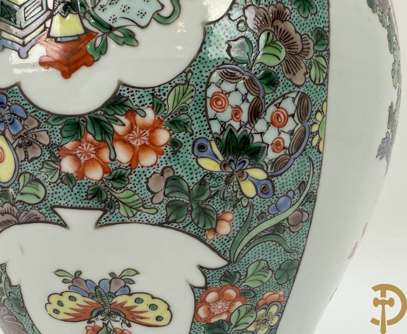 Chinese porseleinen dekselvaas met bloemen- en vogeldecor