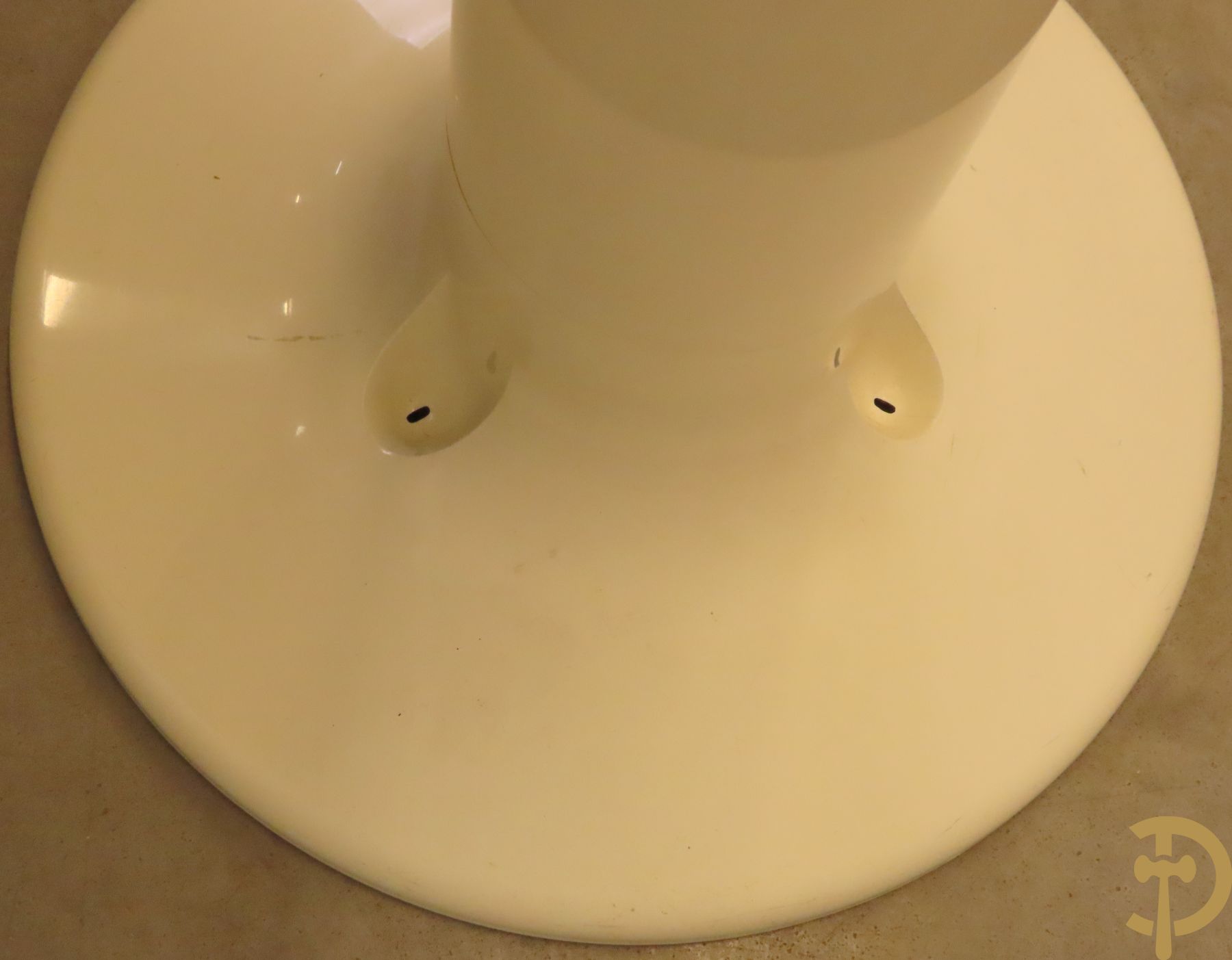 Plexi openklapbare kapstok, onderaan met parapluhouder, model Planta - designer G.C. Piretti voor de firma Anomima Castelli