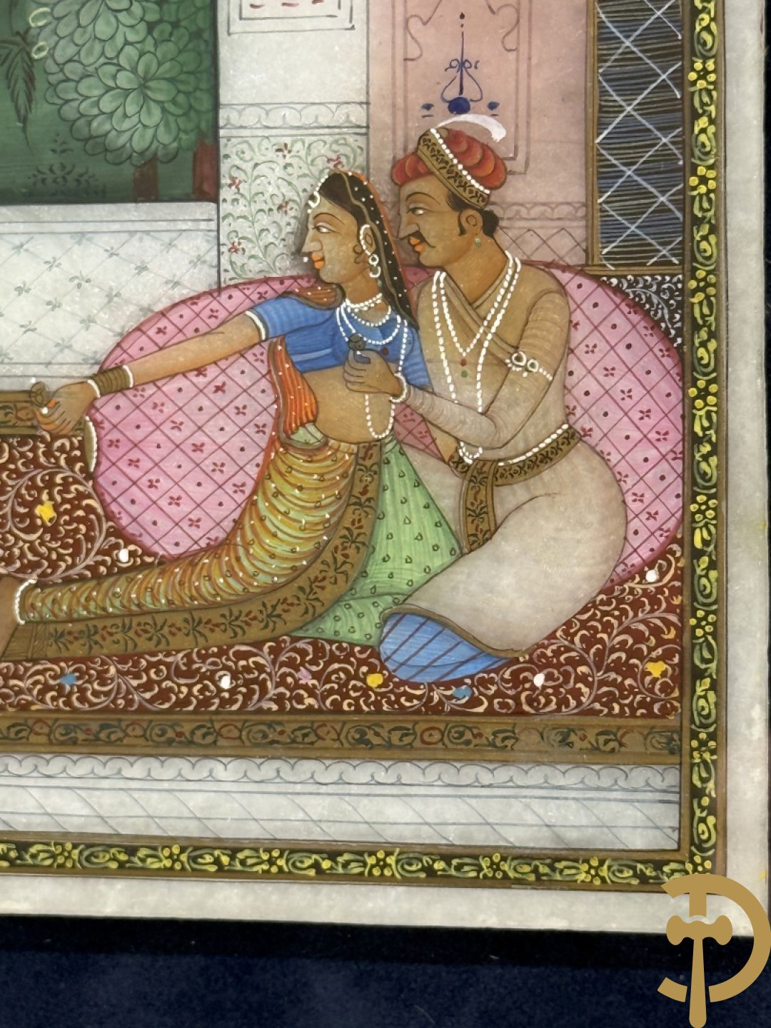 Zes Indische geanimeerde tekeningen van goden en liefdesscènes op gesteente