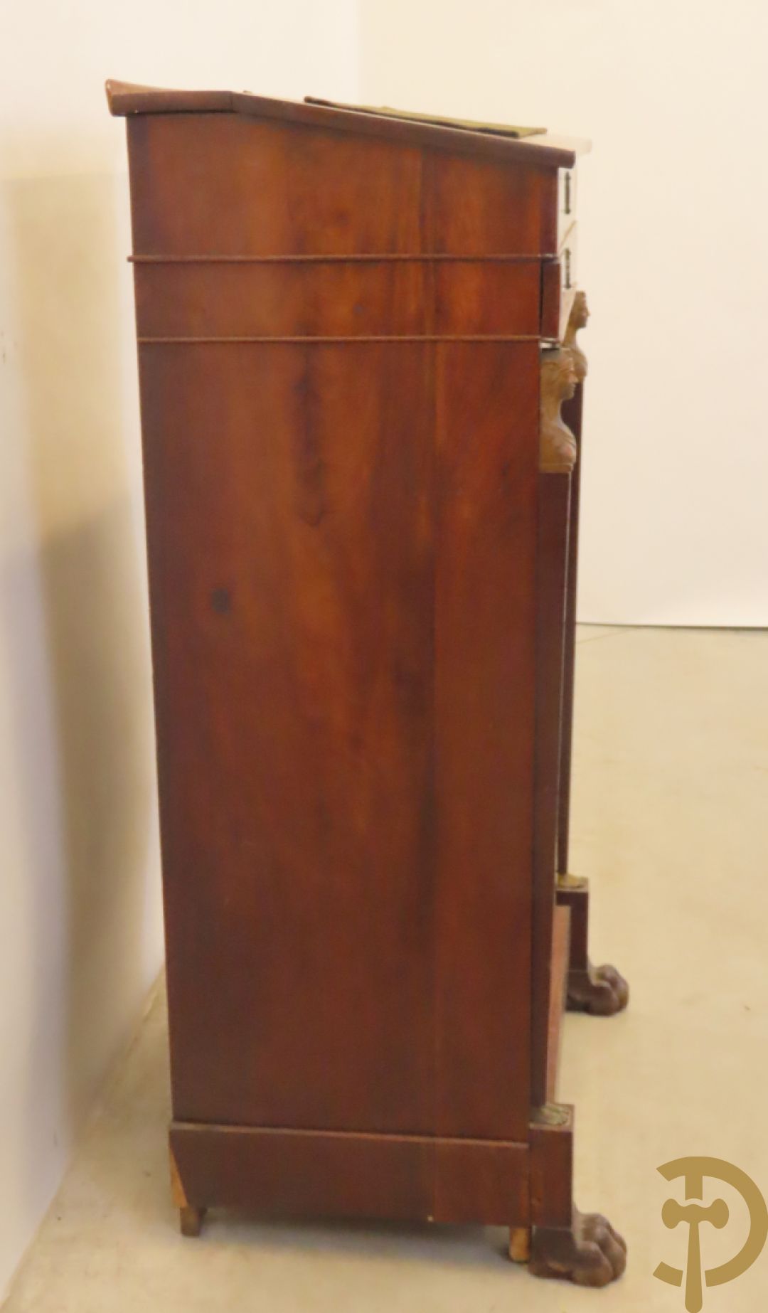 Mahoniehouten zesladenkast met schrijfblad bovenaan, Empire