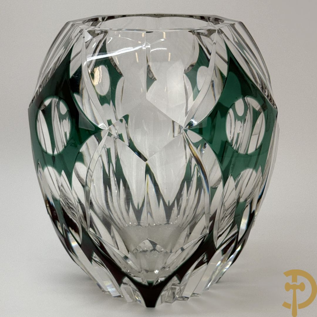 Bolle groene handgeslepen kristallen Val-Saint-Lambert vaas
