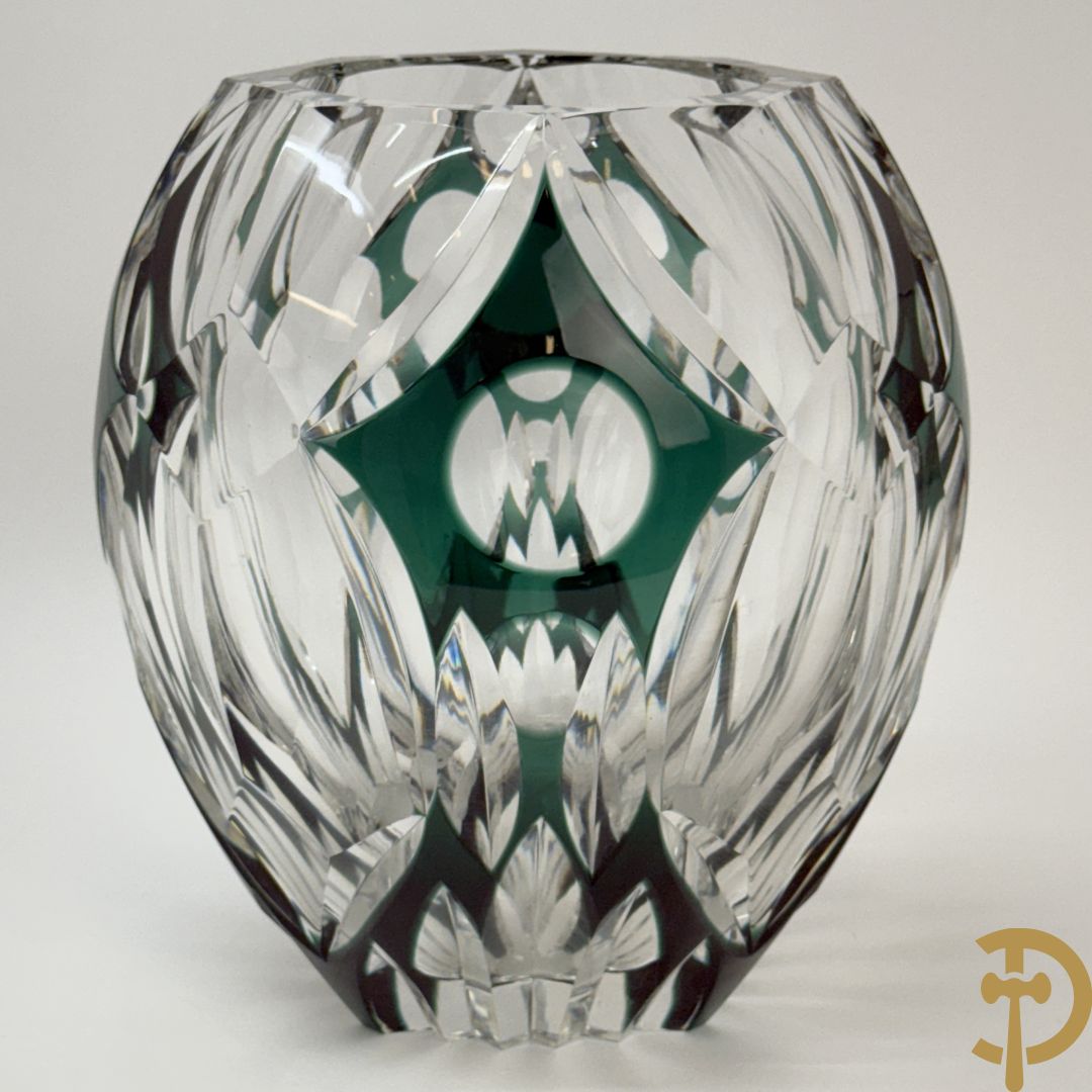 Bolle groene handgeslepen kristallen Val-Saint-Lambert vaas