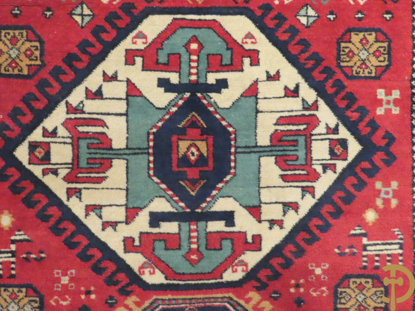 Twee oosterse handgeknoopte tapijten Hamadan en Kaukasus