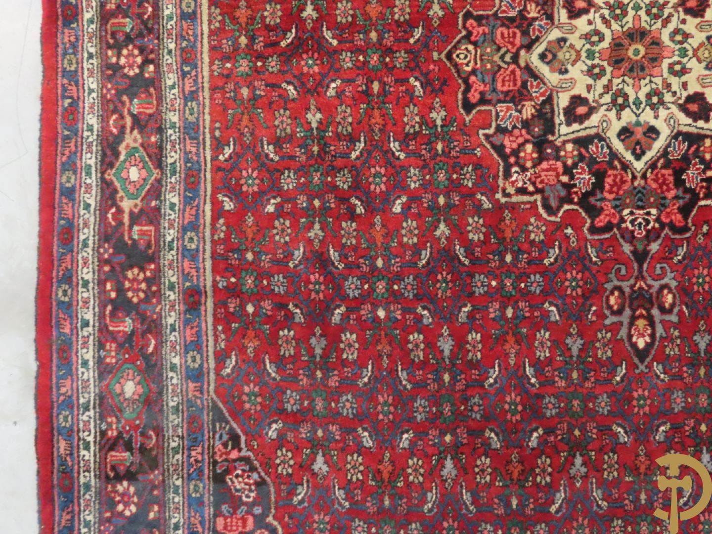 Oosters handgeknoopt tapijt