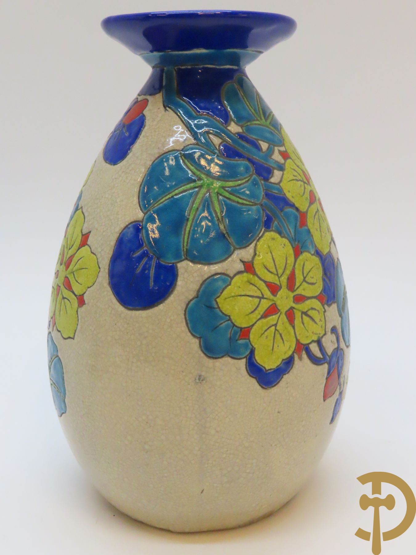 Boch Keramis vaas met bloemen, decor 2765 + Boch Keramis vaas, decor 2542