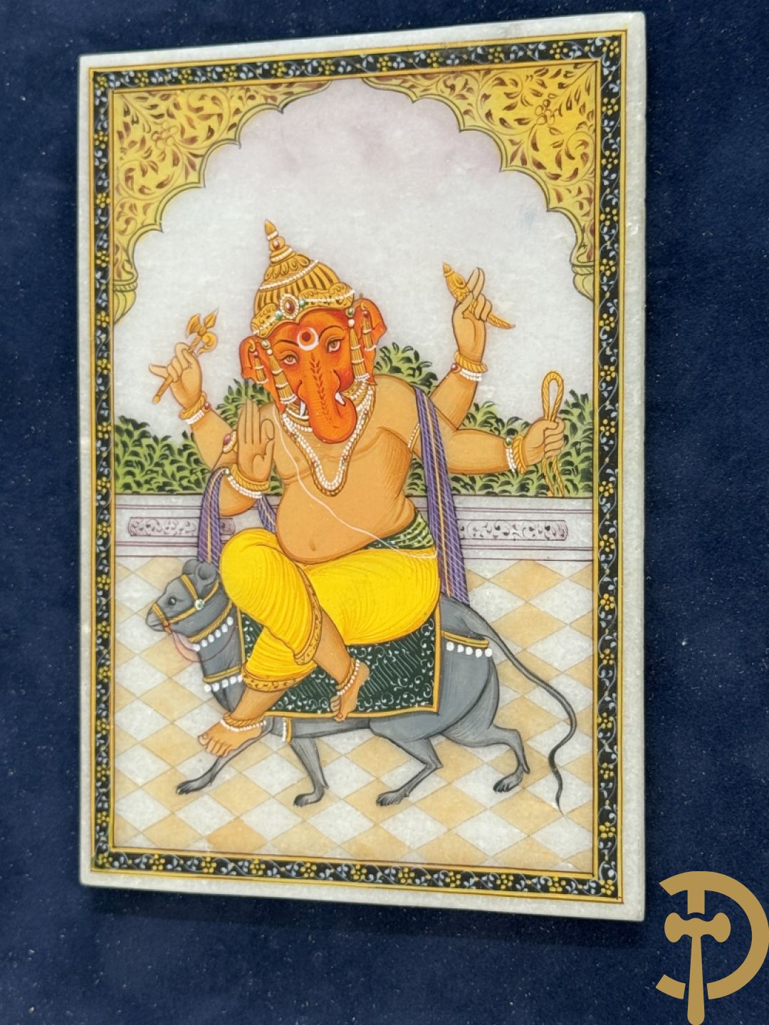 Zes Indische geanimeerde tekeningen van goden en liefdesscènes op gesteente