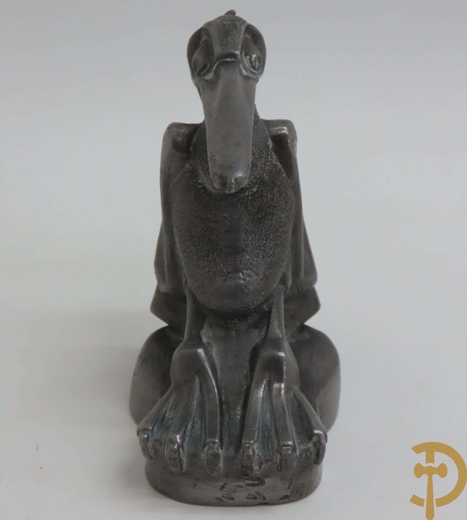 Mascotte voor een auto : ARTUS get. (pseudoniem Max Le Verrier) 