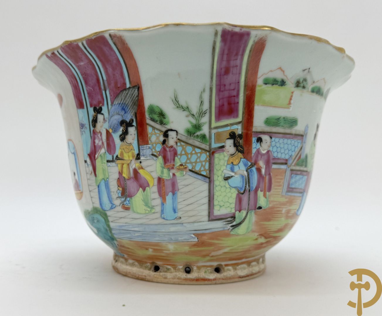 Paar Chinese porseleinen Kanton cachepots met geanimeerd decor