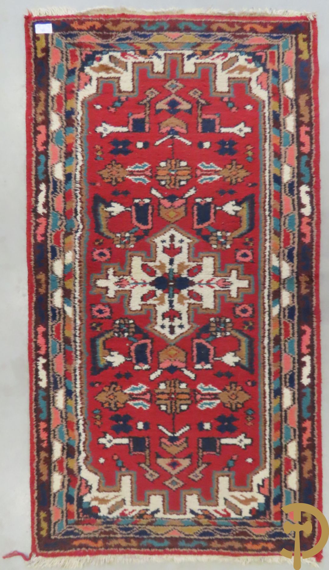 Drie oosterse handgeknoopte tapijten (2 Bouchara en 1 Hamadan)