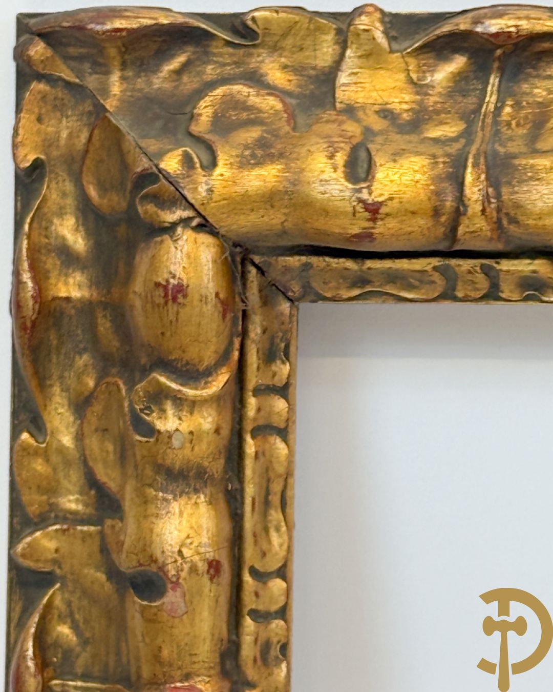 Oude vergulde lijsten Louis XVI stijl, deels met moulures