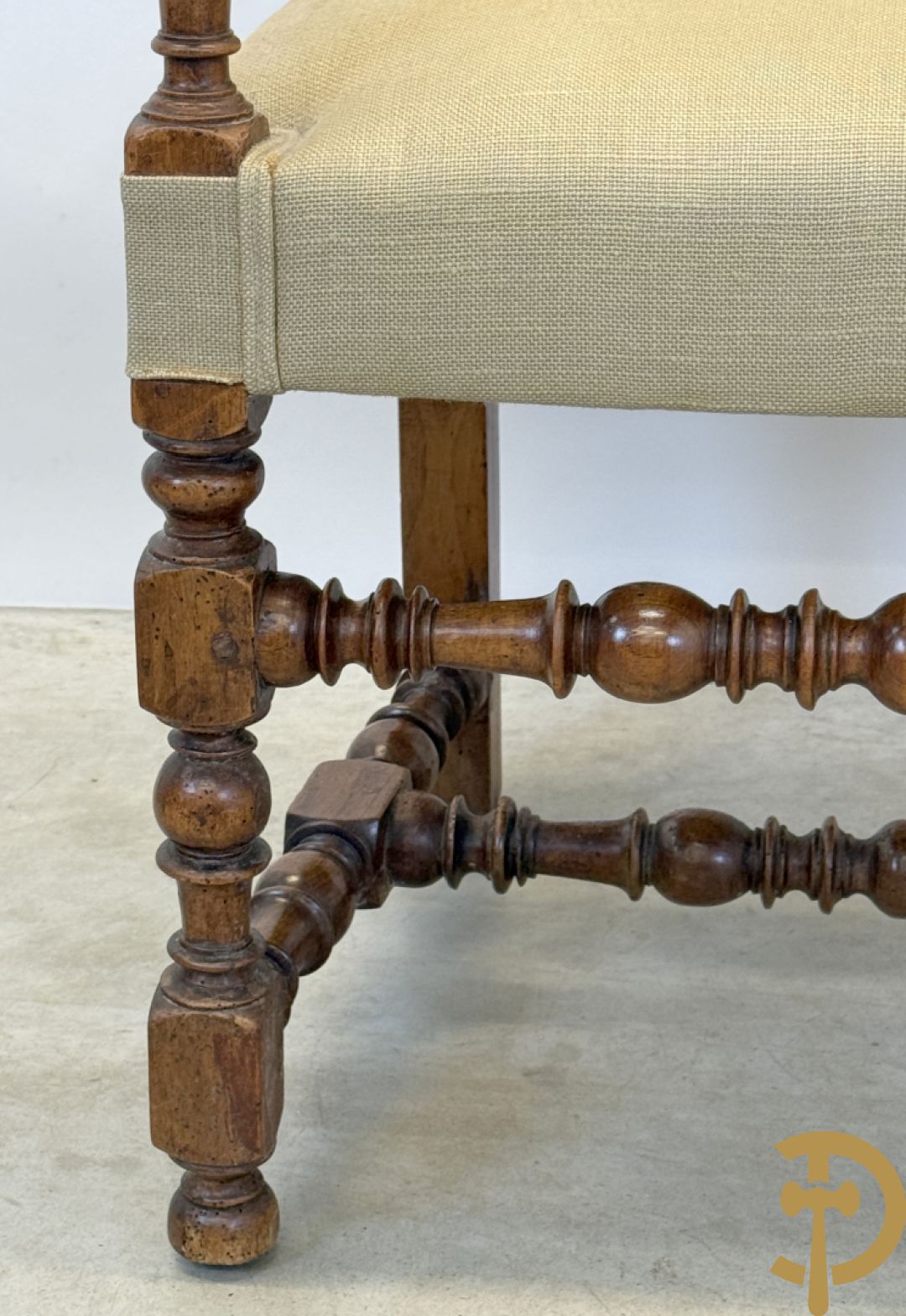 Paar notelaren Louis XVIII armzetels