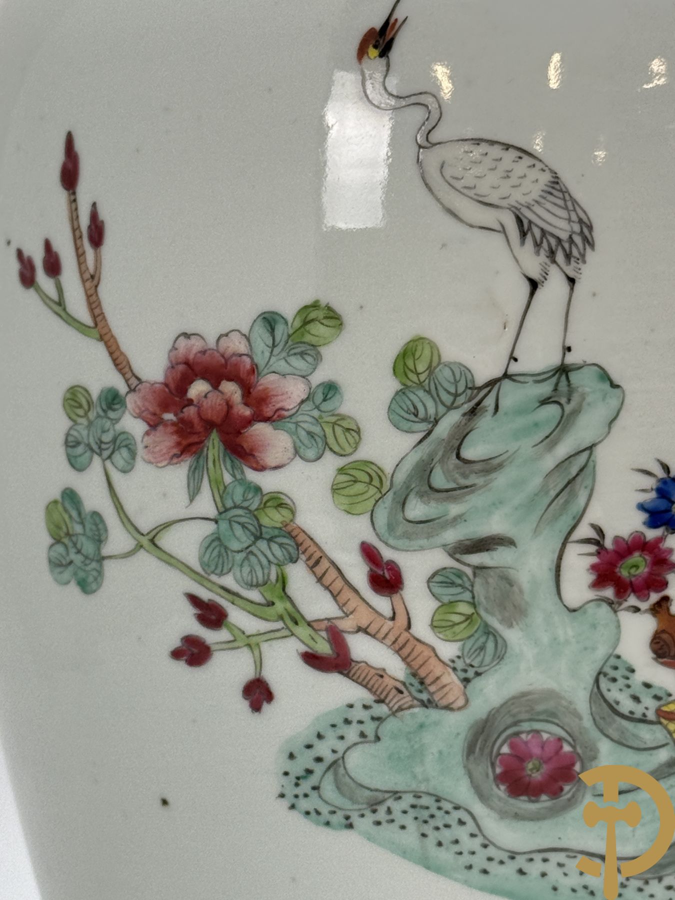 Chinese porseleinen potiche met handbeschilderd decor van dames, hert en vogel